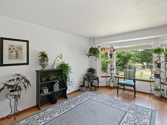 There's plenty of space for your photos, art, plants and furniture--time to move in!