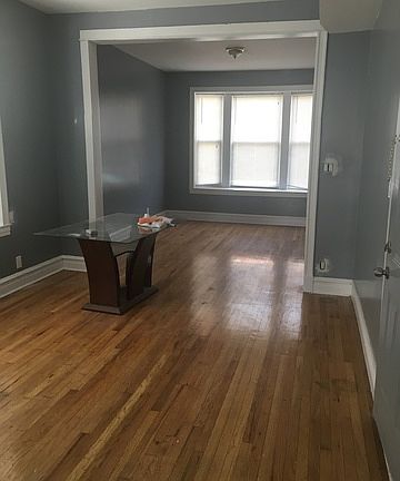 5th image of 4053 W Armitage Ave