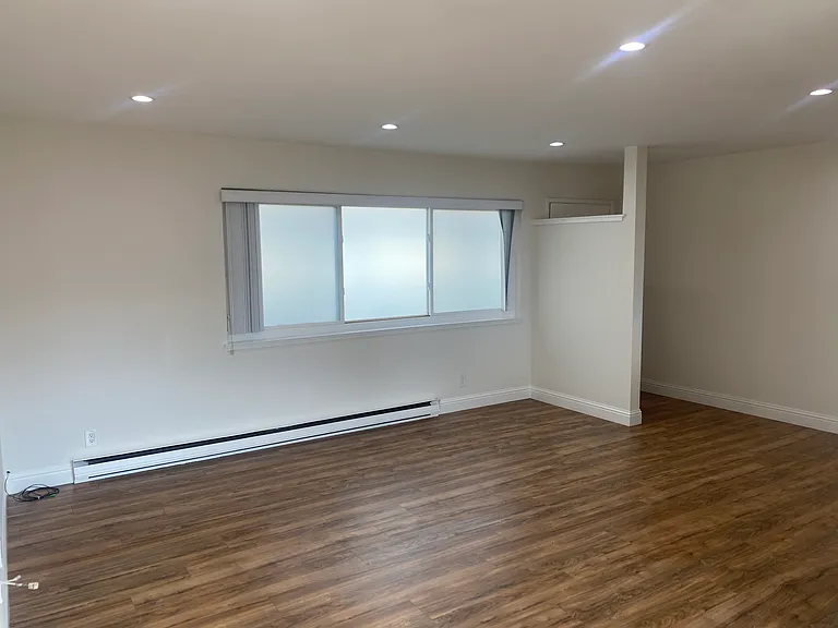 1144 Capuchino Ave #4 — Photo 10