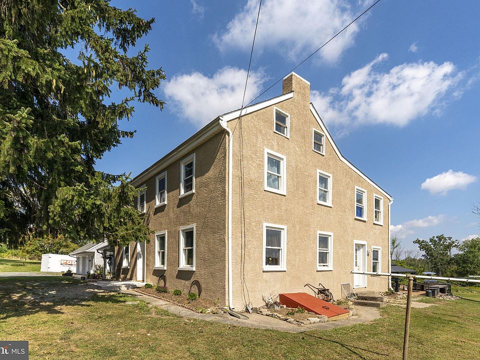 2063 Hill Rd Perkiomenville PA Zillow