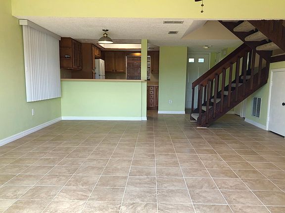 3rd image of 1510 Chateaux De Ville Ct