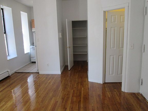 5th image of 1625 Lexington Ave APT 2C