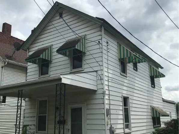 755 Boquet St, Mc Kees Rocks, PA 15136