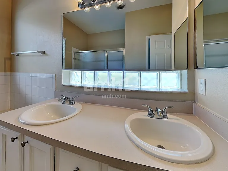 6308 Blackberry Ln — Photo 10
