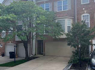 6216 Split Creek Ln, Alexandria, VA 22312
