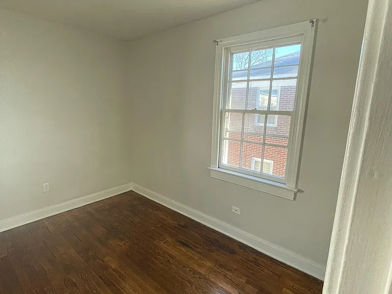 1931 Wakefield Ave #4 — Photo 6