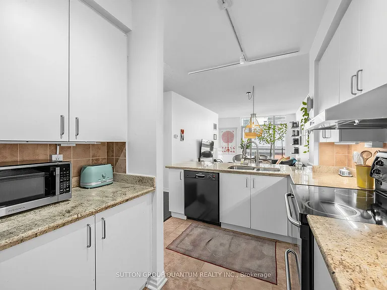 80 Port St E #304 — Photo 15