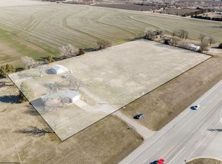672 E 10th Ave, Wellington, KS 67152