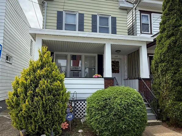 359 Neville St, Perth Amboy, NJ 08861