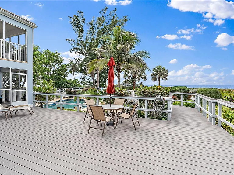 5621 Gulf Of Mexico Dr #103 — Photo 39