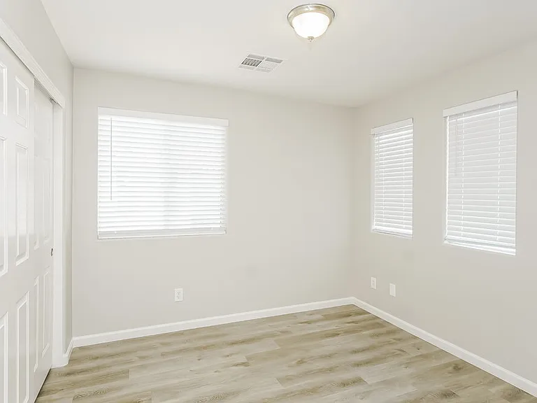 987 Monte De Oro Ave — Photo 13