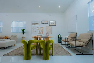2 bed, 1089 sqft, $1,890 — Photo 3
