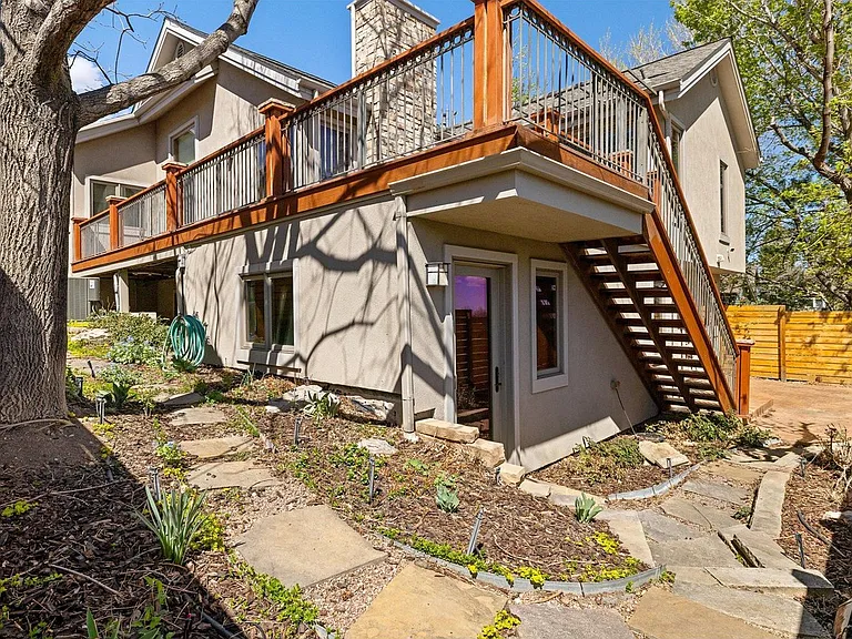 3966 Promontory Ct — Photo 31