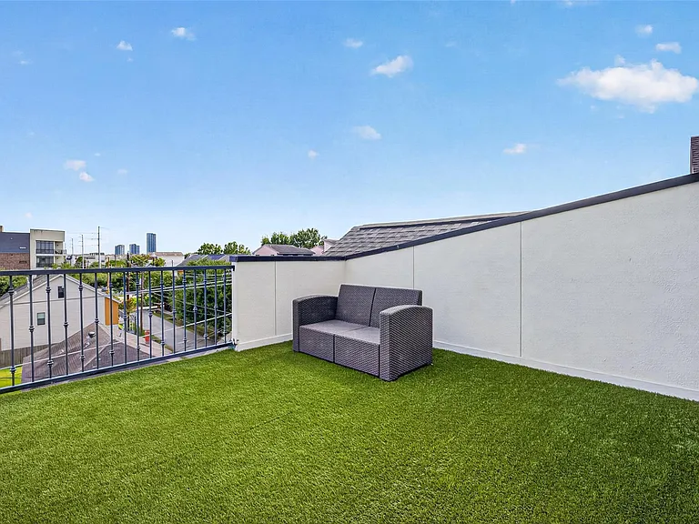 4104 Marina St — Photo 49