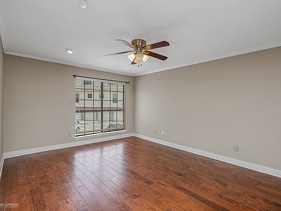 5th image of 3100 Fairfield Ave Unit 6A