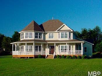 1st image of 4 Valley View Dr
