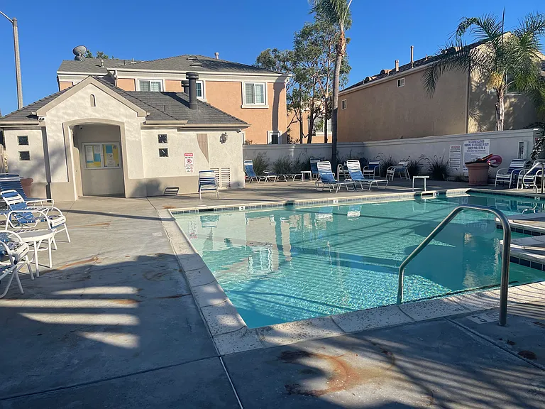 1080 Tustin Grove Dr — Photo 33