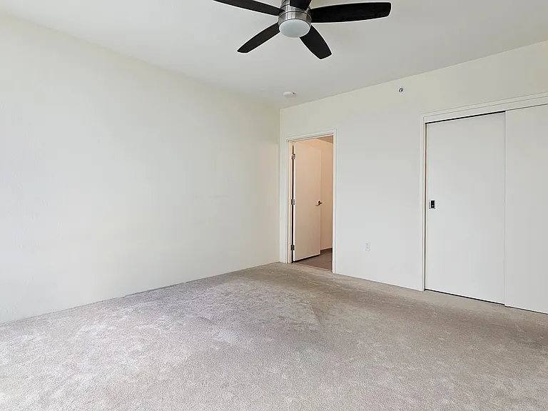 1391 Kapiolani Blvd #2901 — Photo 6
