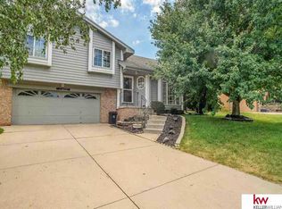 13013 Arlington St, Omaha, NE 68164