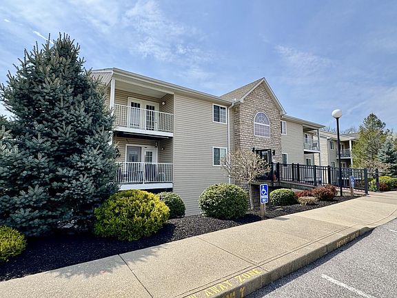 2nd image of 10509 Michael Dr Unit 4