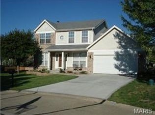 37 Winding Stair Way, O'Fallon, MO