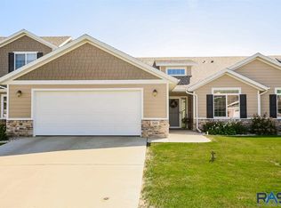 205 E 83rd Pl, Sioux Falls, SD 57108