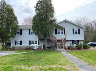 20 Hargrave Ave APT 2, Holliston, MA 01746