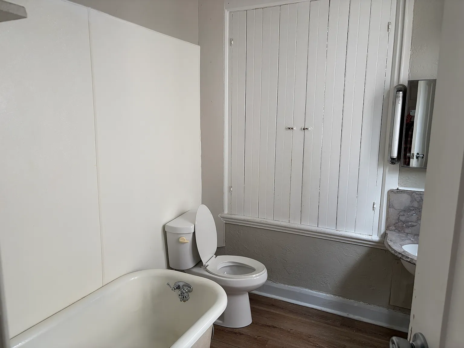 2 bed, 900 sqft, $1,200 — Photo 4