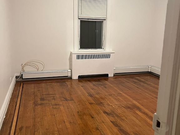 4th image of 753 Edison Ave #3