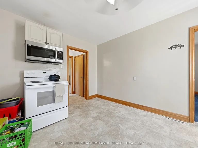 20 Delrex Blvd — Photo 15