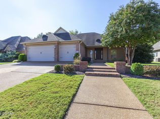 18 Cedar Crest Cv, Jackson, TN 38305