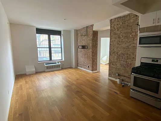 Rented by MySpaceNYC | media 14