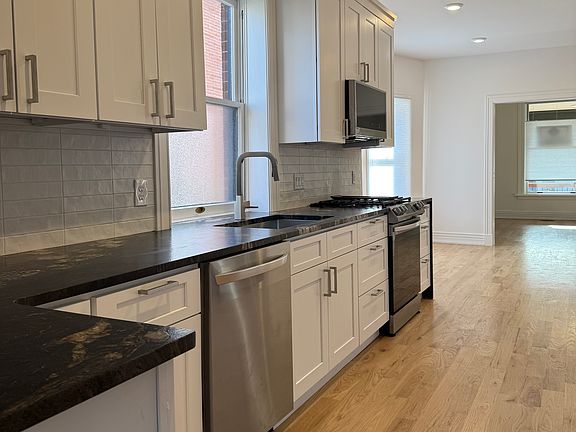 2nd image of 1723 E 25th Ave #1723