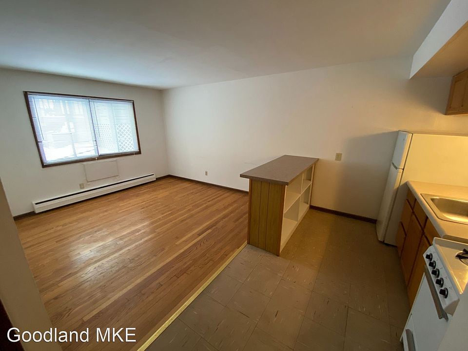 1st image of 1652 N Humboldt Ave #7