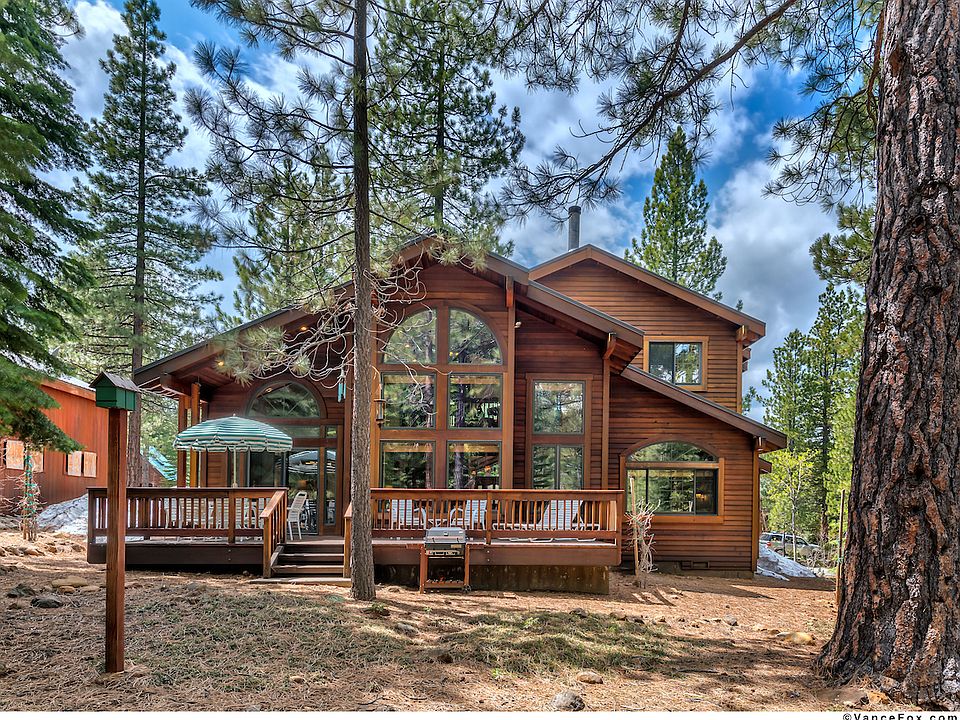 Large back deck 