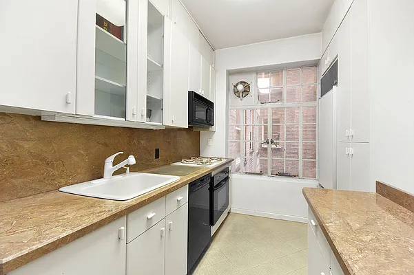 Sold by Corcoran | media 20