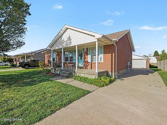 3rd image of 265 Drake Dr