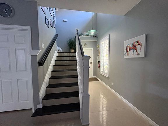 5th image of 9205 Villa Palma Ln