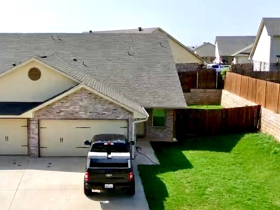 1st image of 901 Twine St