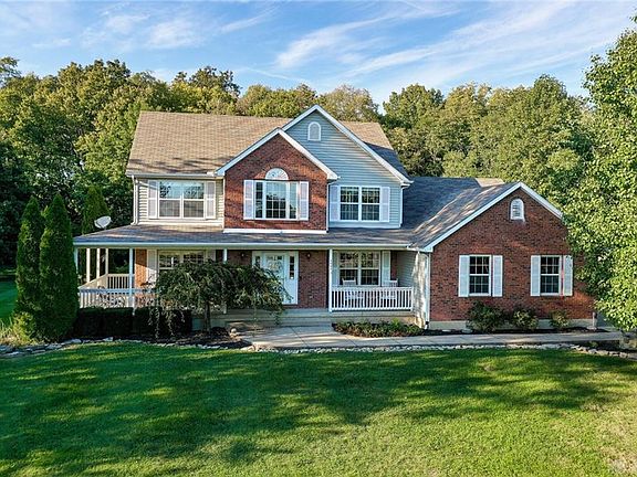 2nd image of 2062 Blair Dr