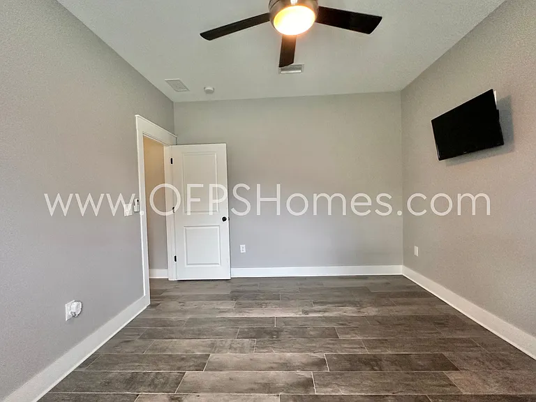 8738 El Paseo St — Photo 18