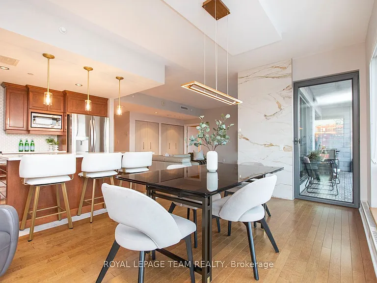 90 George St #1108 — Photo 10