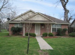 310 W Marion St, Brazoria, TX 77422