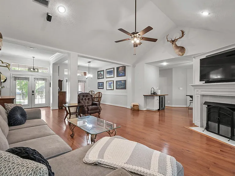 113 Inverness Dr — Photo 11