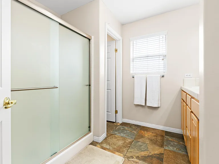 12112 Grecian Laurel Dr — Photo 15