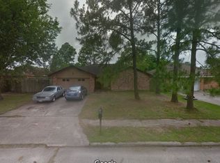 8 Sunnybrook St, Angleton, TX 77515