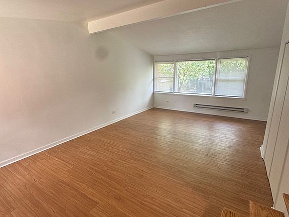 2nd image of 3120 Sunnydale Ave