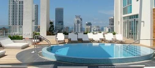 4th image of 500 Brickell Ave APT 3408