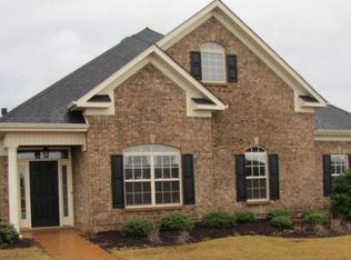 108 Walnut Cv, Huntsville, AL 35824