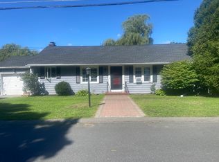 33 Brook St, Wakefield, MA 01880